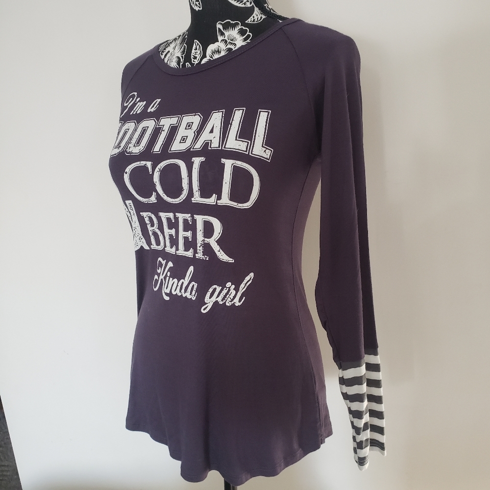 "Football & cold beer" - Picture 4 of 4